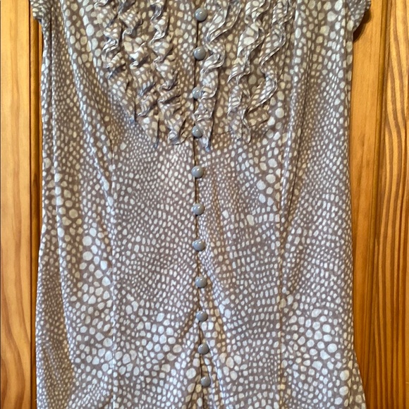 Chico's Gray Ruffle Button-Down Top - Picture 4 of 9